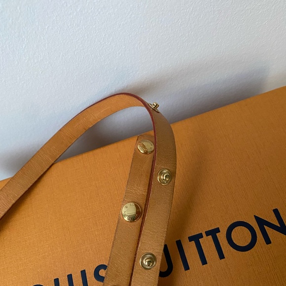 ❣️SOLD❣️Authentic LV Louis Vuitton Florentine Belt Bag Vintage - Picture 11 of 11